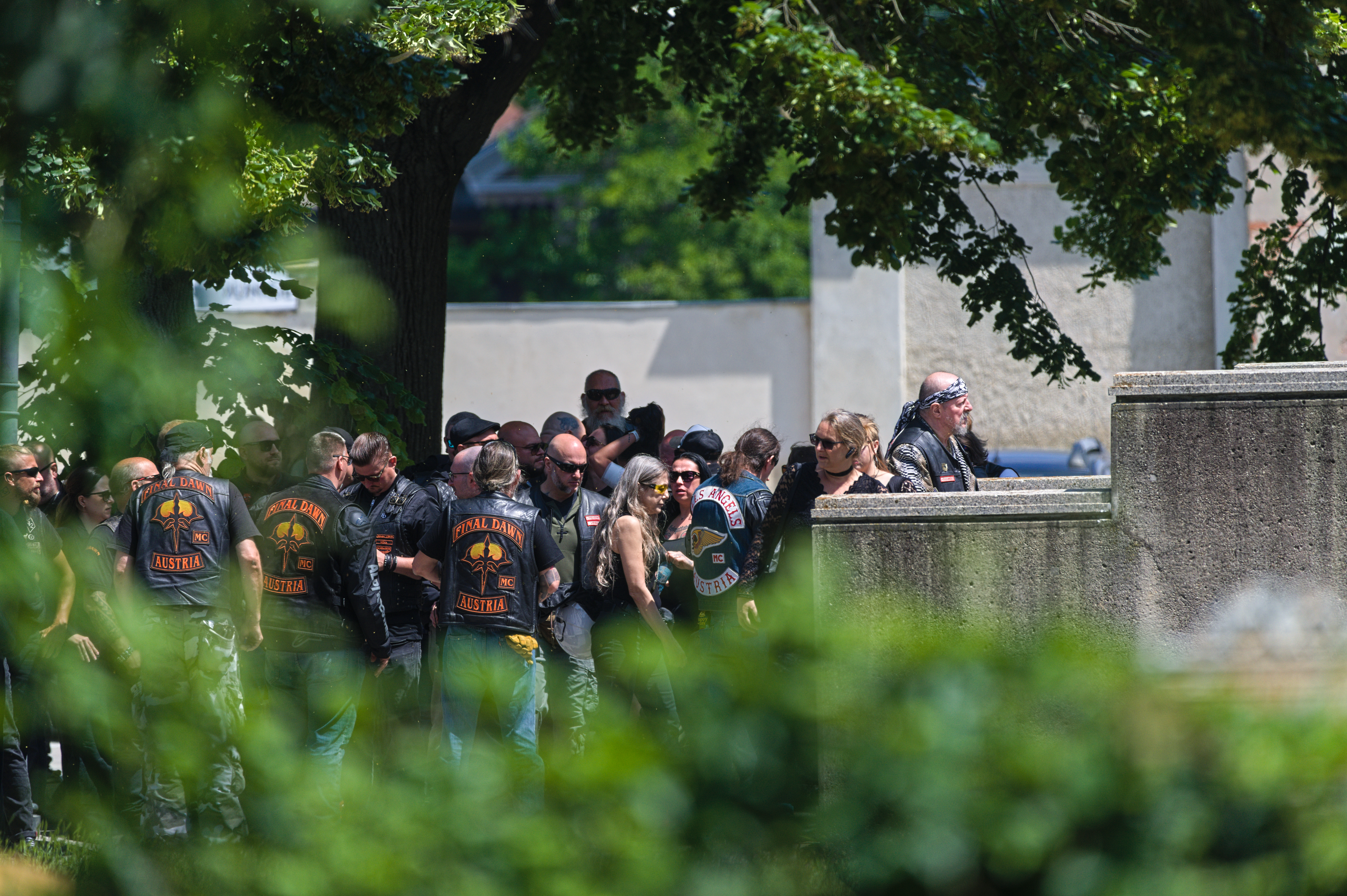 Das Begräbnis des Thomas Cibulka. Ein Neonazi zwischen Hooliganismus, MCs und nationaler Revolution.